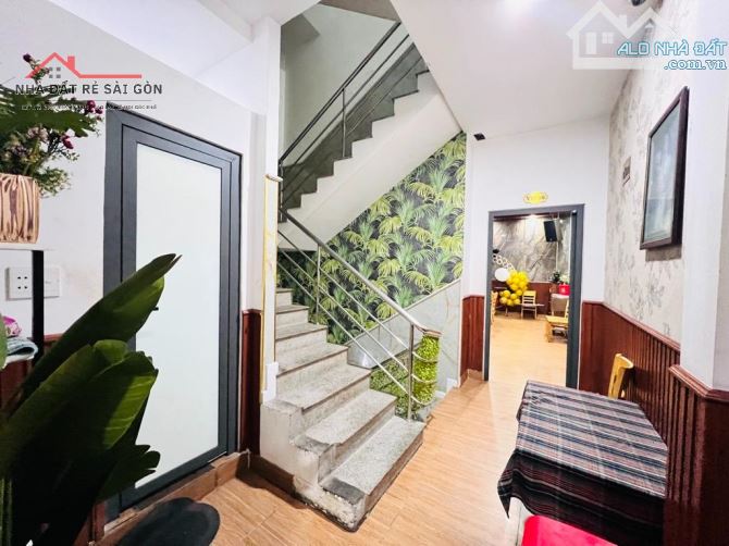 KHU PHÂN LÔ ĐỒNG BỘ - HXH 10M OTO NÉ PHAN HUY ÍCH - NGANG 5M2 75M2 - Chỉ 12.x Tỷ - 2