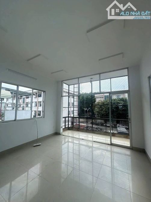 BÁN NHÀ 1 TRỆT 2 LẦU 147M2 MẶT TIỀN NGUYỄN ÁI QUỐC CHỈ 9.5 TỶ - 2