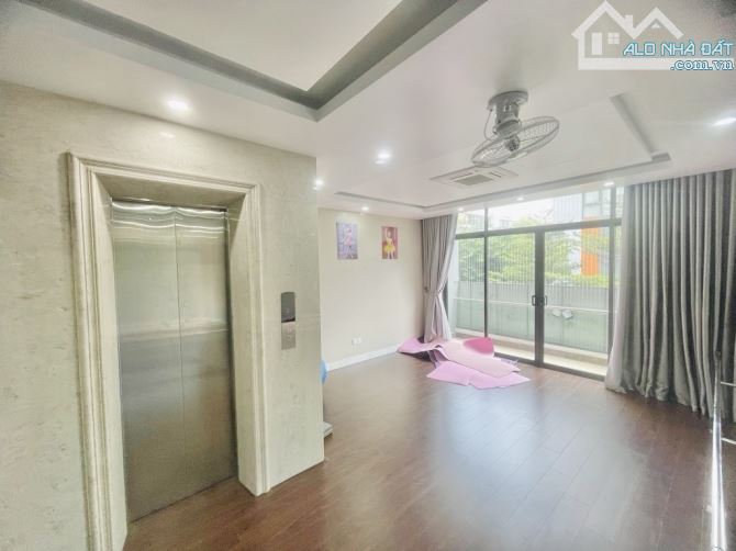 🔥NHÀ LONG BIÊN - KHU TĐC THANH AM , MONING LÙI SÁT CỦA - NHÀ MỚI KÍNH KOONG - 2