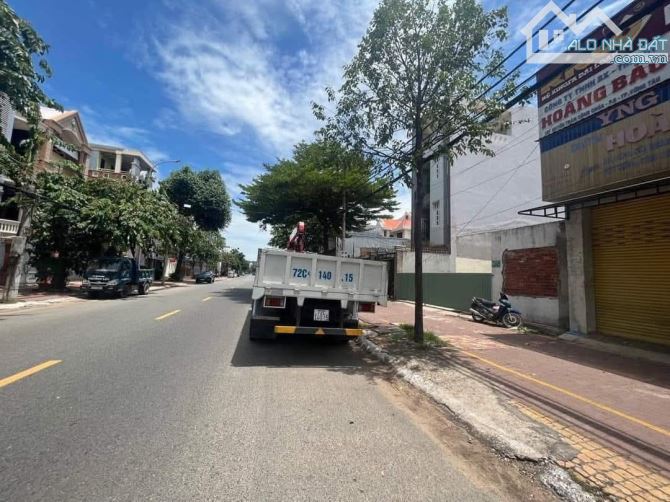 👌👌👌Bán 237 m² đất mặt tiền đường Huyền Trân Công Chúa p8 tp Vũng Tàu. Giá 26 tỷ - 7