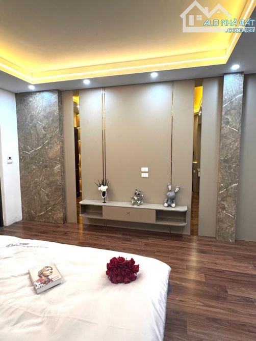 Cực đỉnh! Phố Xuân La gần Hồ Tây, Full nội thất, nhà mới xây, đẹp lung linh, 35M2, 8 tỷ. - 3