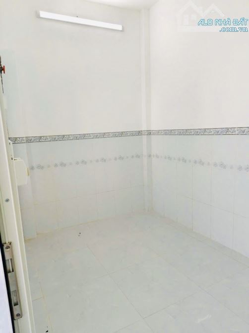 quận 8 ,nhà 4 tầng, hẻm ba gác ,ngang 4m ,nhỉnh 3,x tỷ - 3