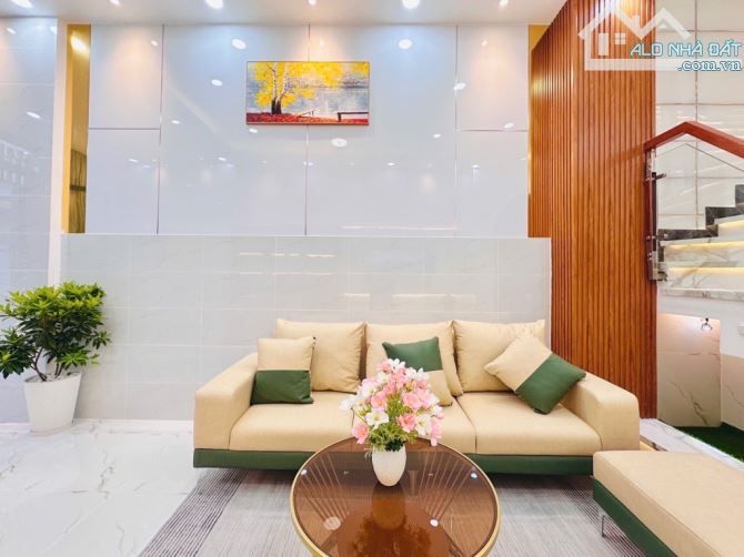 Nhà full nội thất 47m2 - Hẻm xe hơi thông - 5,9 Tỷ - 3