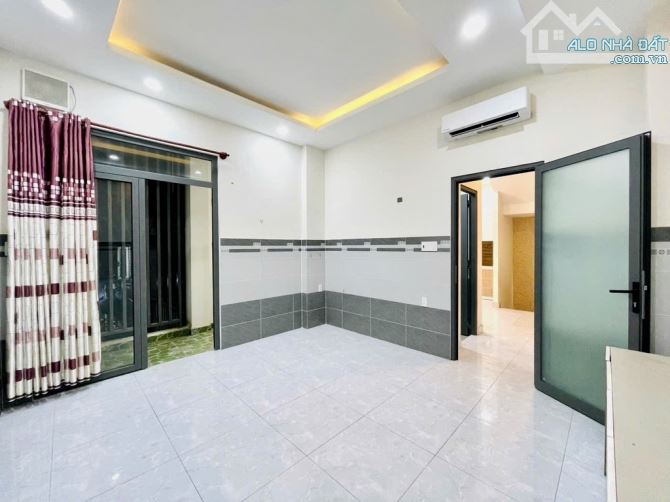 Nhà đẹp Thống Nhất - Hơn 5 tỷ - Hẻm xe hơi đậu cửa - 3 tầng 3PN- vào ở ngay - 3