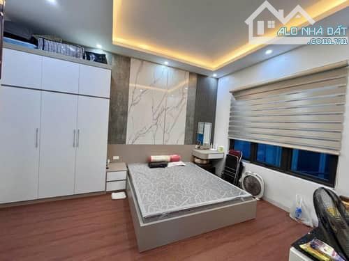 8 tỷ nhà 5tang 31m2 mt3,9m lô góc ô tô  tại đống đa - 4