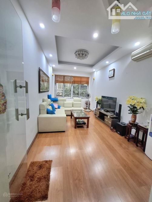 BÁN NHÀ - NGUYỄN HỮU THỌ - KINH DOANH - NHÀ ĐẸP LONG LANH - 4
