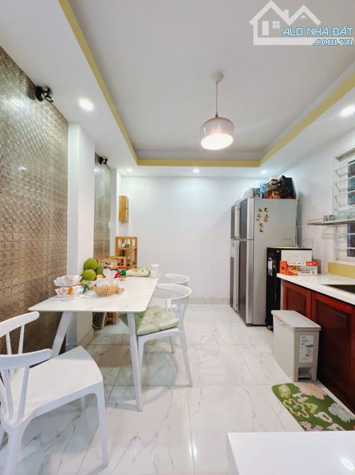 NHÀ ĐẸP 3 TẦNG 3.5X19M, TÔN ĐẢN P8 QUẬN 4, NỞ HẬU ĐẸP TÀI LỘC-SH HC-CHỈ 6.49T TL - 4