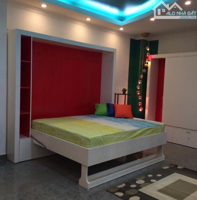 CHDV HXH Lô góc 4 tầng vị trí đẹp Tôn Thất Tùng Quận 1 - 5