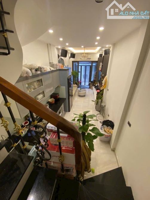 Nhà đẹp– Full nội thất– ngõ thông–kinh doanh Vị trí đắc địa – Cách mặt phố chỉ 50m – Trần - 5
