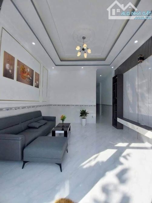 CCG cần bán căn nhà ngay gần thị trấn hóc môn giá chỉ 1 tỷ 050 - 5