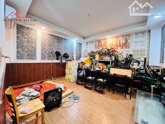 KHU PHÂN LÔ ĐỒNG BỘ - HXH 10M OTO NÉ PHAN HUY ÍCH - NGANG 5M2 75M2 - Chỉ 12.x Tỷ - 5