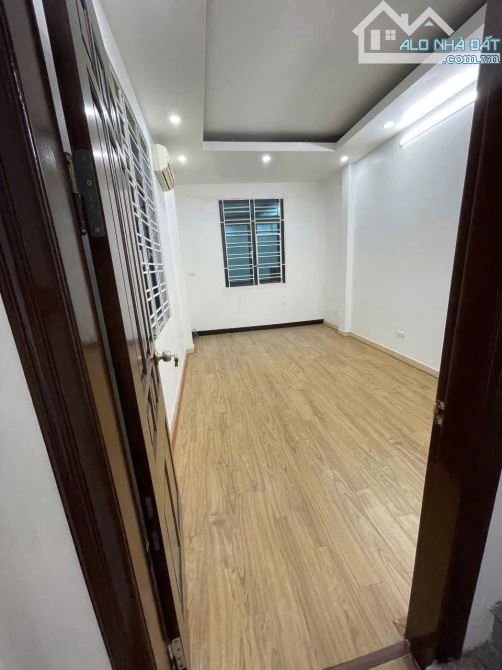 BÁN NHÀ LÔ GÓC 3 THOÁNG SÁT HỒ 16 TỶ 35m 4 TẦNG MT 3,2m Ô TÔ ĐỖ CỬA TRÍCH SÀI TÂY HỒ - 6