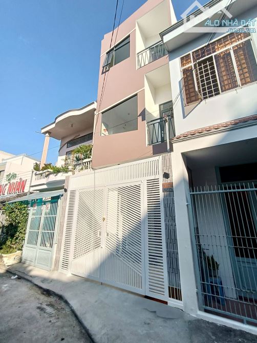 Bán Nhà 1 Trệt 2 Lầu Hẻm 111 CMT8 - P. An Hòa Ninh Kiều Lộ Nhựa 6m - 7