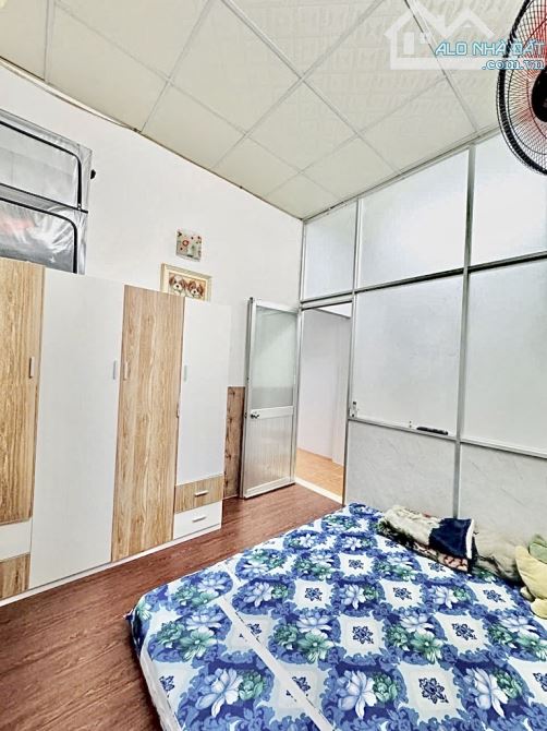 NHÀ VIP Q7 - 77m², Ô TÔ TRONG NHÀ,  7.1 TỶ TL - 8