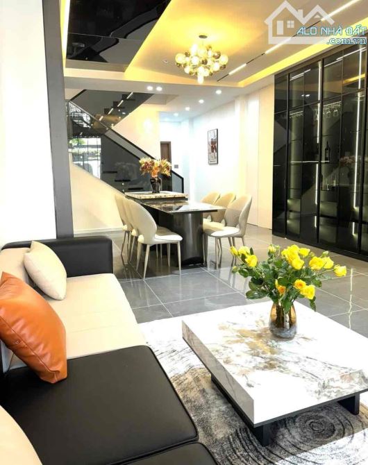NHÀ 3 TẦNG SIÊU ĐẸP ĐƯỜNG 7.5M FULL NỘI THẤT NGAY TRUNG TÂM THÀNH PHỐ. - 9