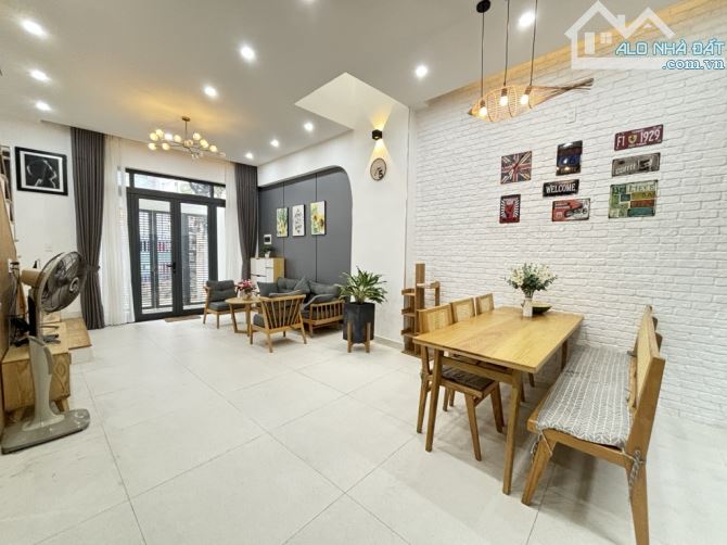 BÁN NHÀ 2 TẦNG, ĐƯỜNG CHẾ LAN VIÊN, CHỈ NHỈNH 5 tỷ - 9