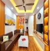 Giảm gần 1 tỷ, chủ cần bán gấp siêu phâm Cầu Giấy 97m2, 3Pn, lô góc, tặng nội thất