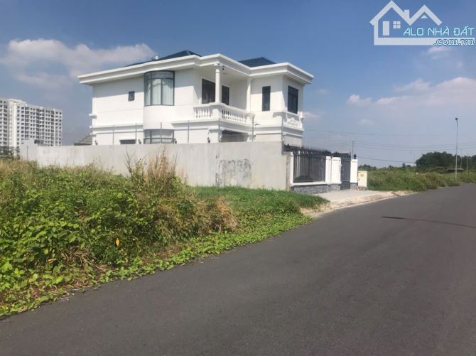 Bán 200m2 đất biệt thự Thới An - Lê Thị Riêng, Q12, giá 8.5 tỷ thương lượng