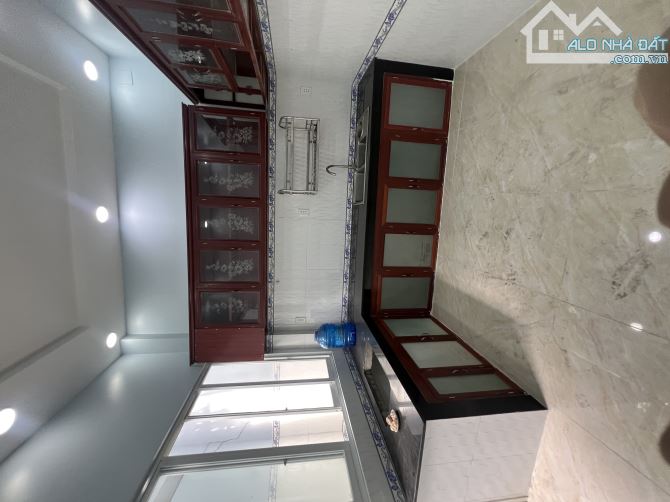 Nhà 4x 22m , 4 tầng , đường Âu Dương Lân, hẻm 3m ,7tỷ 850