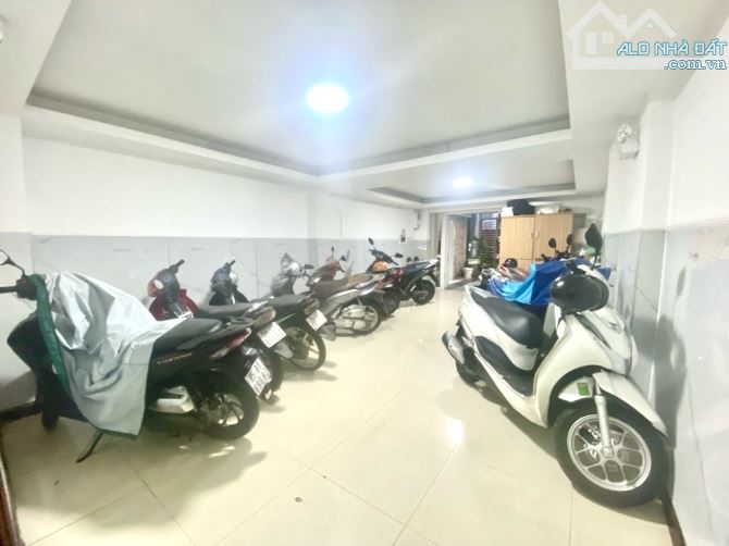 Phú Nhuận, HXH Hồ Văn Huê_Đào Duy Anh_Hoàng Văn Thụ,TN 360trr/năm,4 Tầng,102m2, 19 tỷ