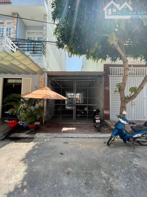 Bán Đất Đường Nội Bộ Lương Thế Vinh 106.6M2 (4x21) - Giá:7.4Tỷ