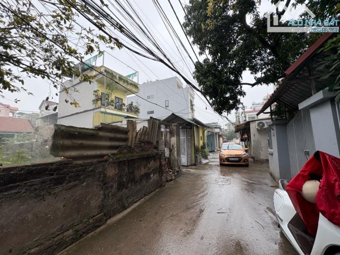 BÁN ĐẤT TẶNG NHÀ VỊ TRÍ HIẾM PHỐ AN DƯƠNG VƯƠNG TÂY HỒ Ô TÔ VÀO NHÀ DT 90M2 MT 4.5M 17 TỶ