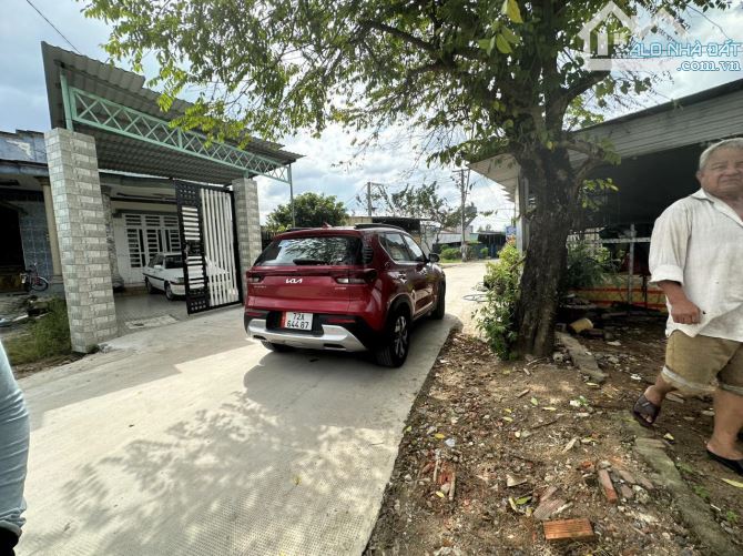 Lô góc 1 sẹt ql51, dt 226m gần full tc, xã phước thái - long thành.