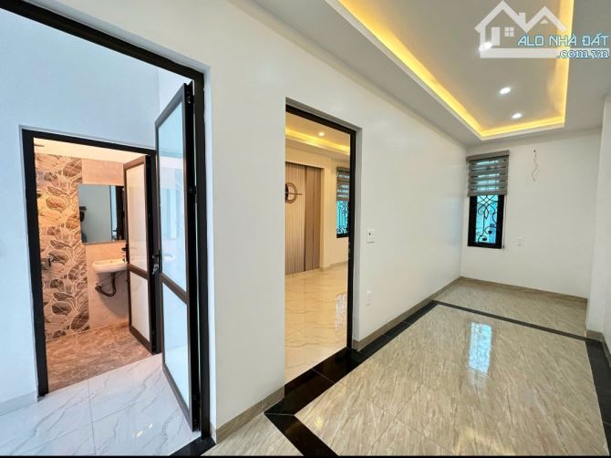 Bán Nhà ,Chùa Hàng, Trần Nguyên Hãn, Lê Chân . 3,35 tỷ,3 Tầng, Diện tích 48m2.