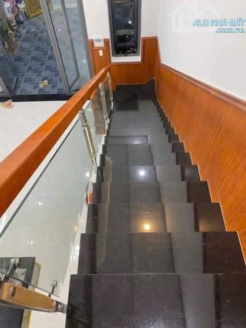 NHÀ GÁC LỬNG 550 TRIỆU NHẬN NHÀ Ở NGAY THẠNH PHÚ