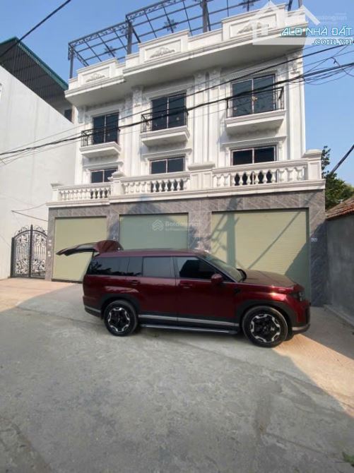 Bán nhà 65m2 xây 3,5 tầng cực đẹp - 2 ô tô tránh -mặt Kinh doanh-giáp Đô Nghĩa- Yên Nghĩa