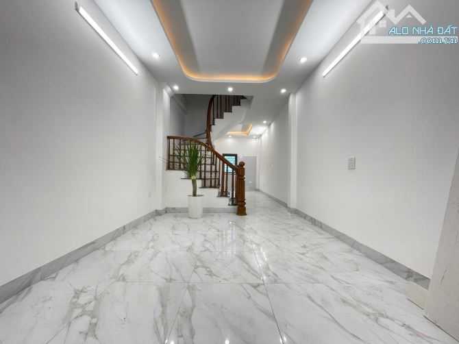 Nhà phố Xốm gần ĐH Đại Nam~ 34m2x4 tầng, 5 phòng/ thoáng trước+ sau/ ngõ vào rộng thoáng