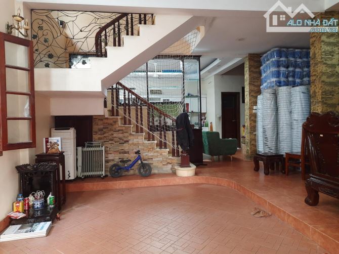 Bán Nhà Trần Cung - Lô Góc - Ô Tô - Gần Ngay Mặt Phố - 55m2 - 5 Tầng - 9,3 Tỷ