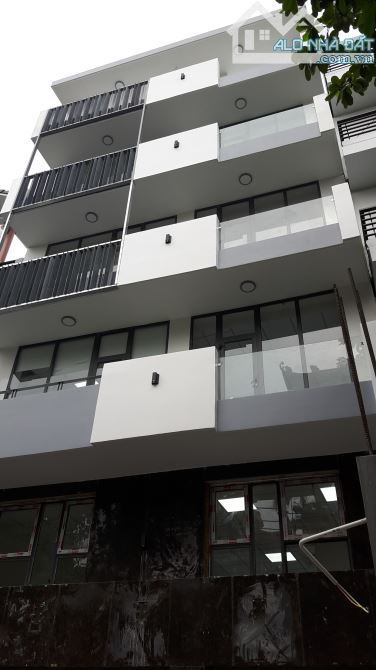Góc 2 mặt tiền Bùi Viện (Q1), 7x16m, 5 tầng, HĐ 130 triệu, giá 74 tỷ
