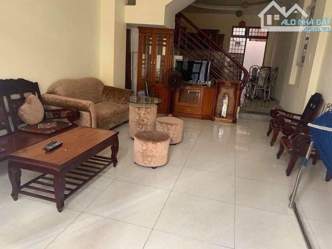 BÁN NHÀ 1 TRỆT 2 LẦU MẶT TIỀN ĐƯỜNG ĐOÀN THỊ ĐIỂM, GẦN CHỢ CÔ GIANG