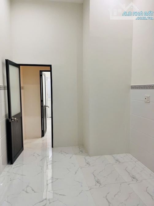 B.Á.N N.H.À MỚI Ở NGAY. DTSD. 50M. KO QUY HOẠCH. SHR. HOÀN CÔNG ĐỦ. NHỈNH 2Tỷ