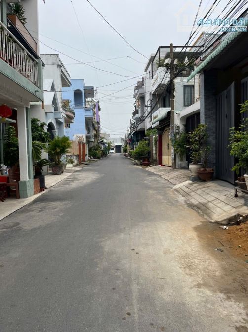 NP485 Giá 5.5 tỷ ( Thương Lượng ) , Bán nhà mặt tiền Chợ Tân Phong( Nguyễn Ái Quốc ) 116m2