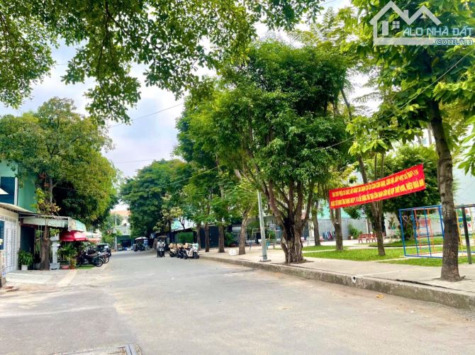 Bán nhà Lê Đức Thọ 72m2- HXH 6m- Khu phân lô- 4 tầng - 8 tỷ