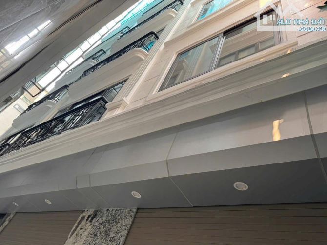 Bán nhà mới xây 7 Tầng Trường Chinh, Q.Đống Đa, 35m có thang máy 9,5tỷ