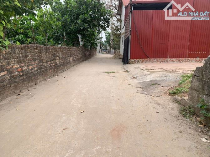 Cần bán 60m đát đẹp Bá Khê liên nghĩa giá 4x triệu