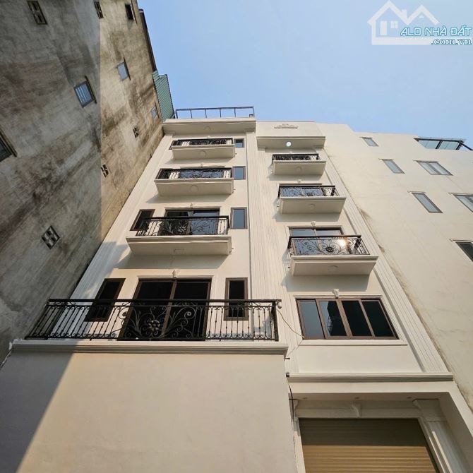 Bán nhà 48m2, 6 tầng, thang máy, otoo đỗ cửa, full Nội thất, phường Thạch Bàn