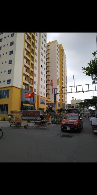Bán căn hộ chung cư Ngay ngã tư An Sương Q12,  70m2, 2phong ngủ, phòng khách, bếp, 2wc.