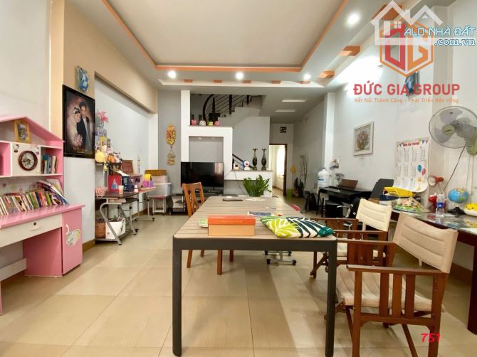 Nhà mặt tiền đường ven sông cái, phường thống nhất, sổ hồng hoàn công 314m2!
