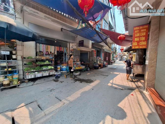 Bán đất tặng nhà C4 Cầu Bươu 52m  mặt ngõ KD ngay KĐT Cầu Bươu siêu đẹp giá 8.7 tỷ