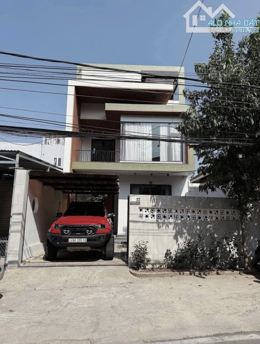 VILLA HIỆN ĐẠI MẶT TIỀN ĐƯỜNG THI SÁCH, P6 – TRUNG TÂM ĐÀ LẠT -19.5 Tỷ