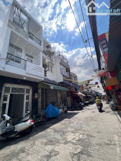 👉Khu Vip View LandMark - HẺM XE TẢI Đậu Nhà - 3 Tầng - 4 PHÒNG NGỦ CHDV - Nhỉnh 5️⃣tỷ TL
