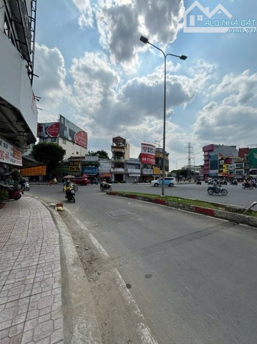 Siêu phẩm MTKD Hồng bàng - Quận 6 - ngay vòng xoay Phú lâm - hàng hiếm giá rẻ bất ngờ