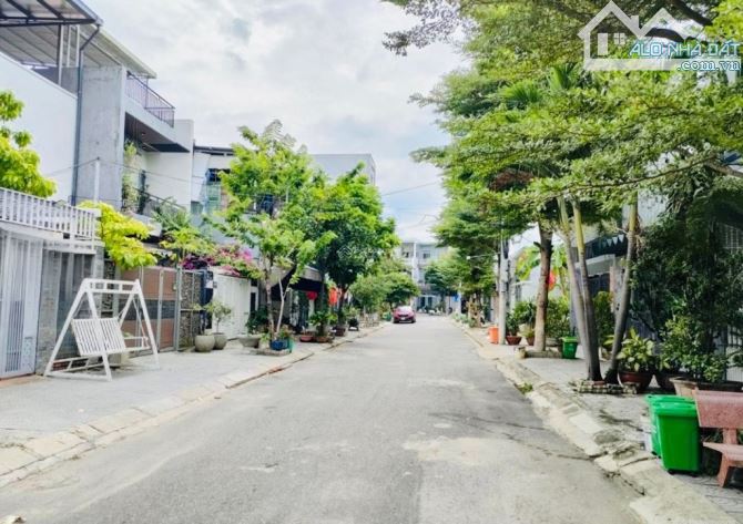🎉🎉Lô đất đẹp vuông vức DT 105m2 ngang 5m nằm trên đường rộng 5,m lề 4m