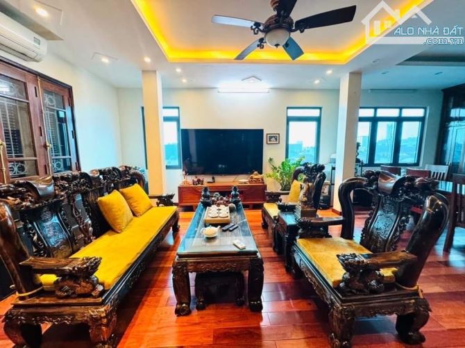 LÔ GÓC – THANG MÁY – DÒNG TIỀN GẦN 100tr/ THÁNG – PHCHỈ 32 TỶ!