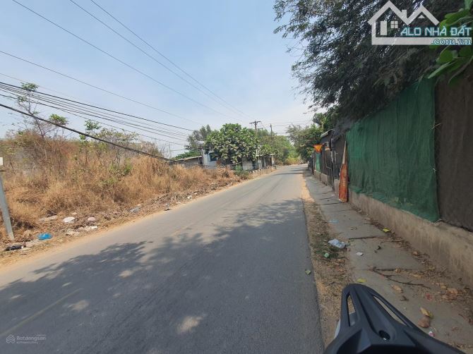 Bán đất đẹp 9600m2 (có thổ cư) tại đường Khánh Bình 44, TP Tân Uyên, Bình Dương