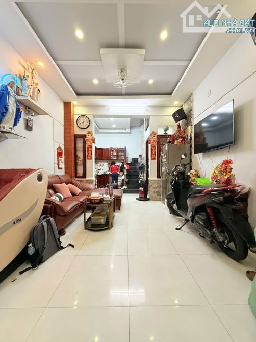 CẦN BÁN GẤP NHÀ 2 TẦNG ĐÔNG HƯNG THUẬN 2 QUẬN 12